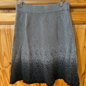 Roz & Ali Skirt Knee Length Black‎ and Gray Cotton Blend Women's Size Small